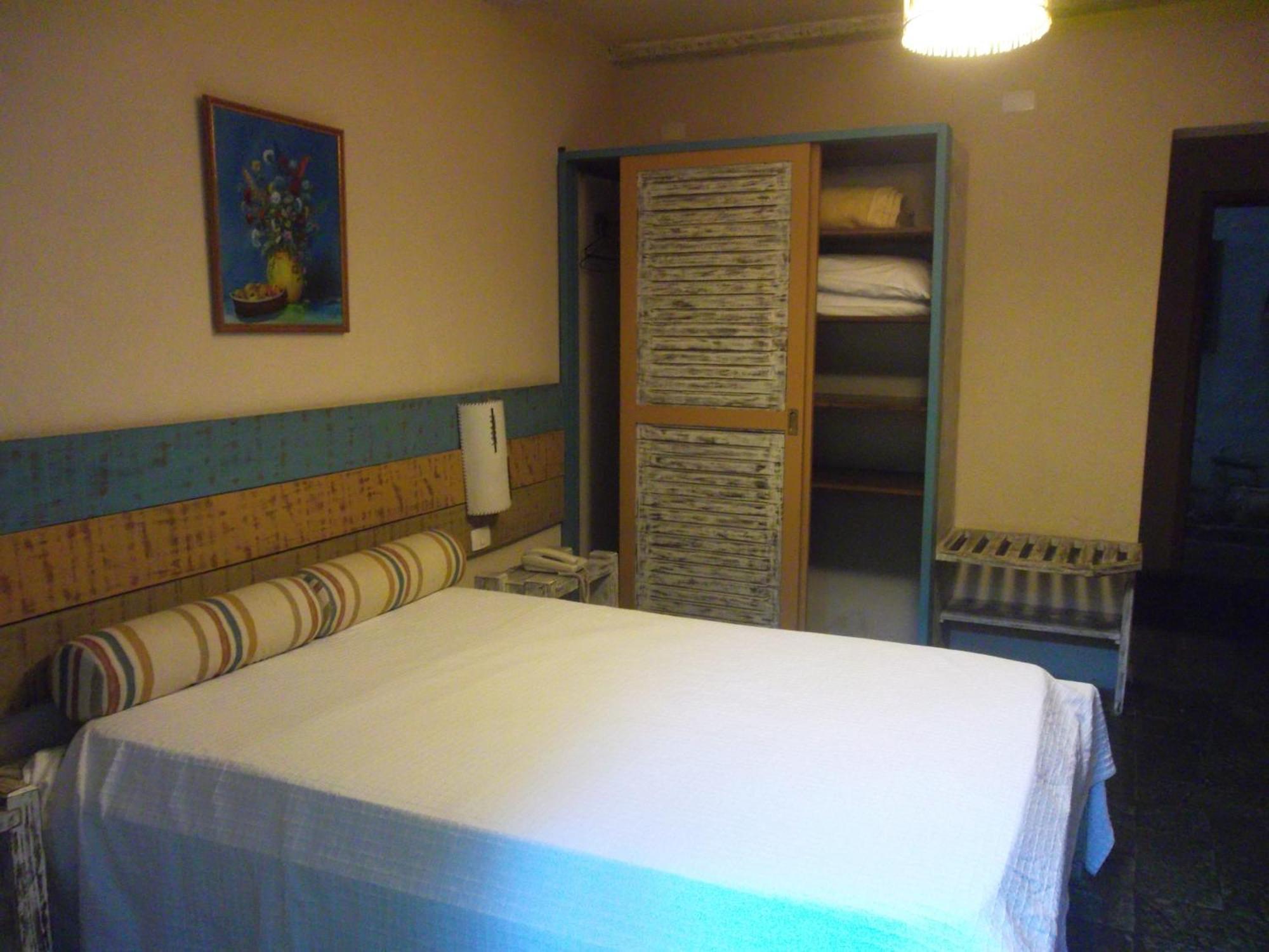 איליה-בלה Ilha Deck Hotel מראה חיצוני תמונה